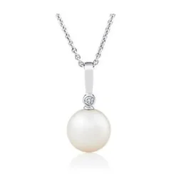 Diamond Bezel Pearl Pendant