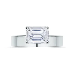 Floating Diamond Emerald Band