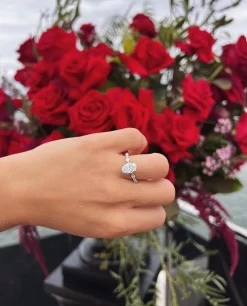 Head Oval Heels Engagement Ring
