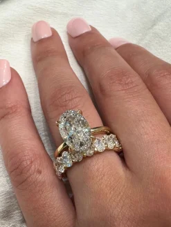 Oval Lab Grown Diamond Wedding Band