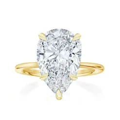Pear Madison 5 Claw Engagement Ring