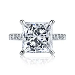 Pretty Princess Engagement Ring