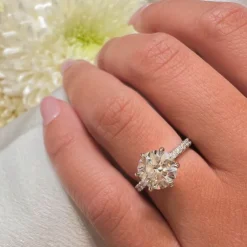 Round Allegra Engagement Ring