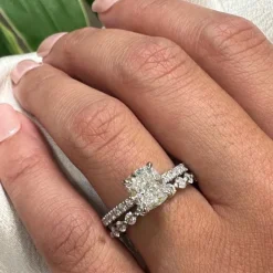 Sage Round Diamond Band