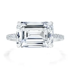The Martha 2.0 Engagement Ring