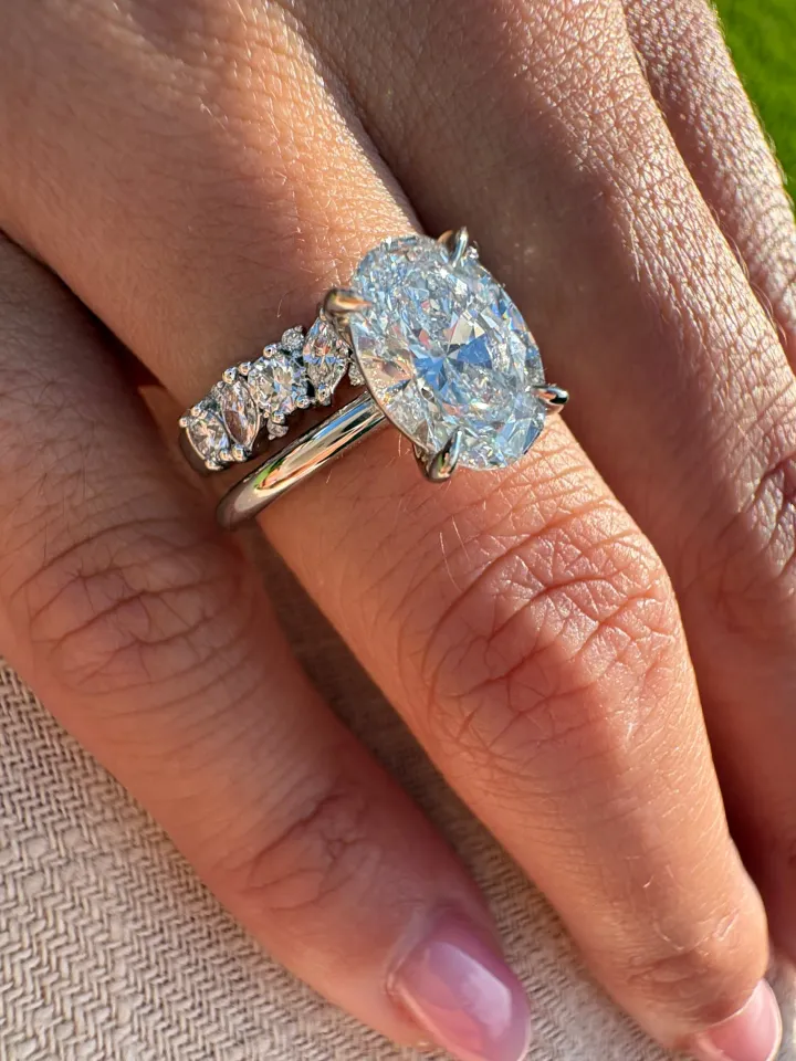 The Petra Lab Grown Diamond Band